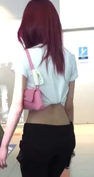 개미허리 ITZY 유나