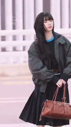 오늘자 이탈리아로 출국하는 에스파 카리나