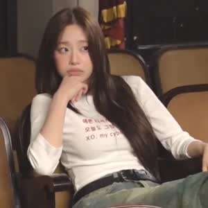 은근단 츄...봉긋한 브라컵이 잘 비치는 흰 크롭티.mp4