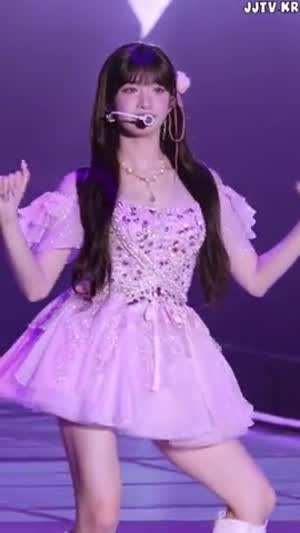 보석 박힌 공주 드레스 아이브 이서