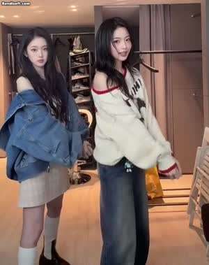 [키키] 이솔한테 엉덩이 비비는 키야...gif