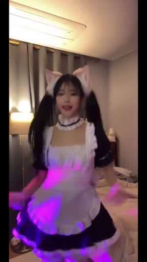 QWER)냥냥 메이드 히나.mp4