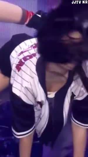 엔믹스 설윤 쩍벌 바닥 짚는 안무 숙인 가슴골.mp4