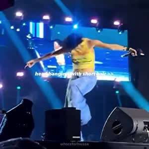 화사 자유로운 영혼 몸짓