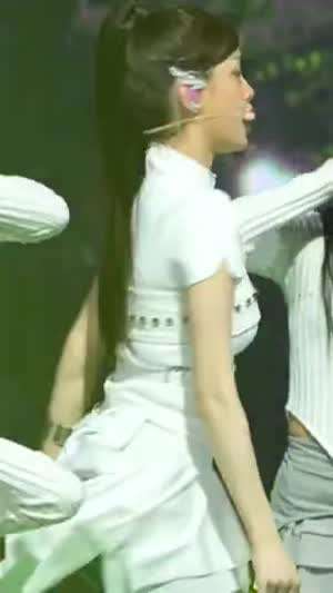 포니테일 가슴 벨트 검정 속바지 츄