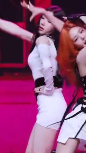 흰핫팬츠 속바지 허벅지 내전근 ITZY 채령