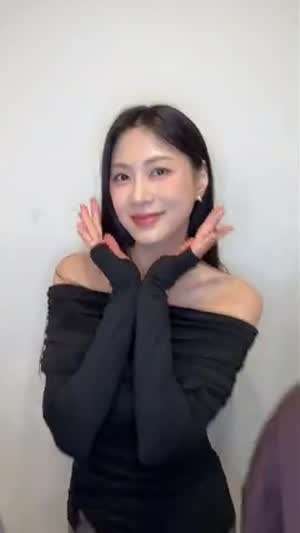 키키 지유, 하음 에이핑크 오하영