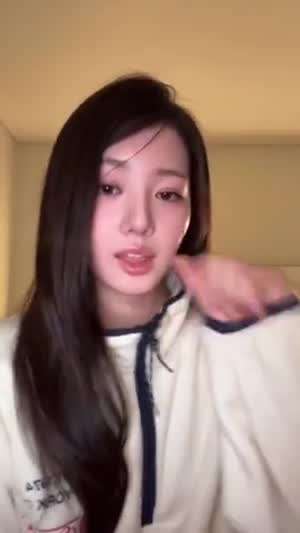 베이비몬스터 로라