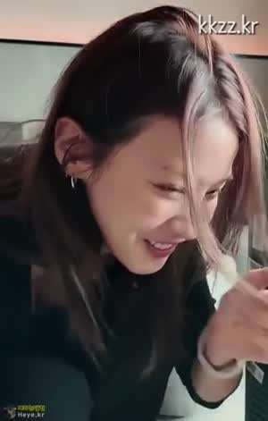 에바와 함께 계획 없이 떠난 코타키나발루에서 수영복 유인영 (스압)