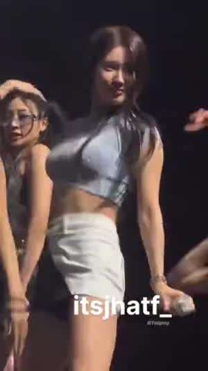 가슴 과격하게 튕기는 아이들 미연