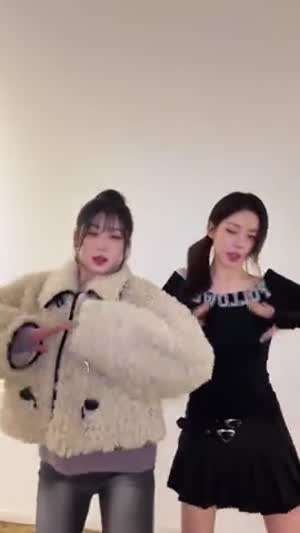 트리플에스 카에데, 혜린