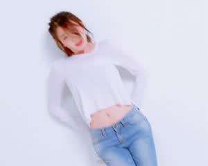 한국의 독보적인 섹시 가수 아이유