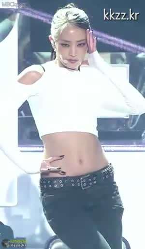 구릿빛 복근 아이들 민니