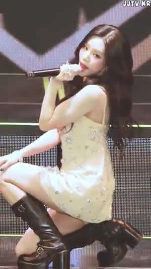 얇은 나시 슬립 프로미스나인 박지원