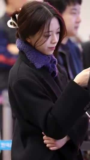 공항에서 본 ITZY 유나 옆모습 비주얼