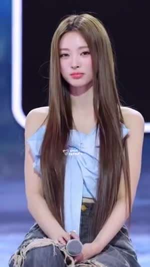 MEOVV (미야오) 안나