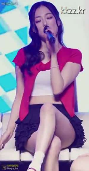 하얀 크롭 장예은.mp4