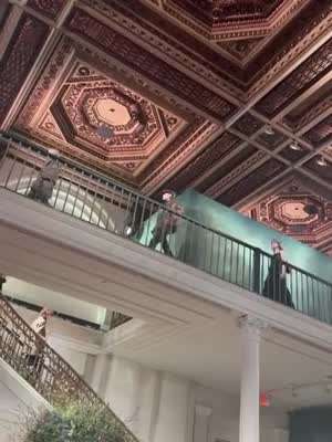 정수정 크리스탈 인별 & 대한민국에서건물주되는법