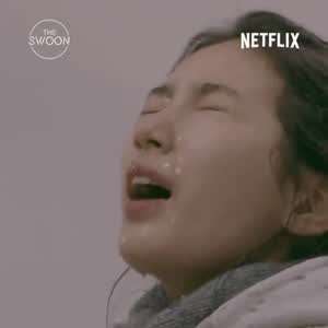 수지 얼굴에 물을 왈칵 뿌리는 장면.mp4