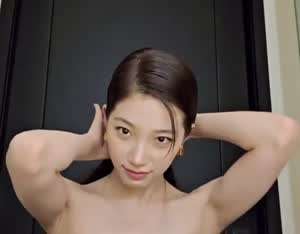 어깨도 예쁜 르세라핌 카즈하 위버스 라이브