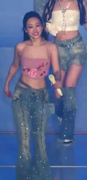 트와이스 나연 모모 통통 튀는 가슴 드리블.mp4