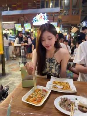 김윤희 아나운서