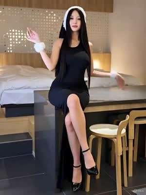 [약후] 17 )) 파훼-일본 유명 망가 유부녀 작가..결국 몸매 인증[AI 마스크, 워터마크…