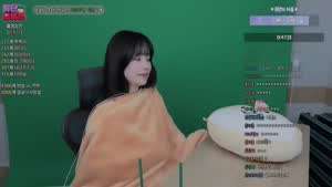 흔들흔들 열매를 먹은 여스트리머