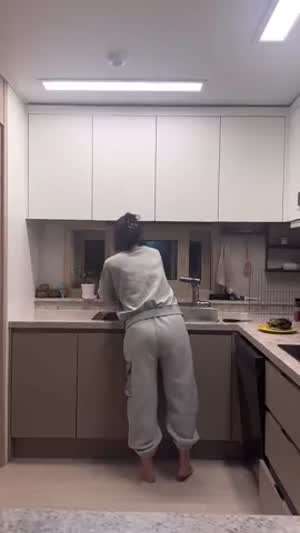 흔하지 않은 부부장난