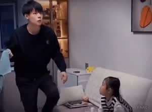 입은 눈보다 빠르다