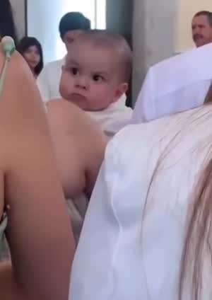 남자가 여자를 볼때 주로 보는 두 가지 부위