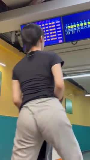 유난히 조회수가 높다는 볼링 영상