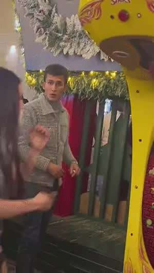 많이 놀라는 남자 친구