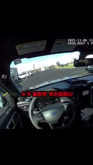 미국 월마트에 소를 타고 온 남자.mp4