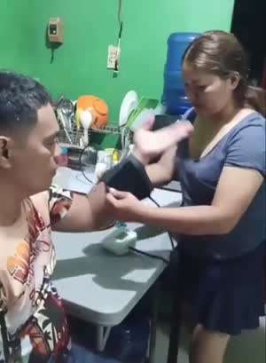 [ㅇㅎ] 손 버릇 나쁜 남자의 혈압재는 법