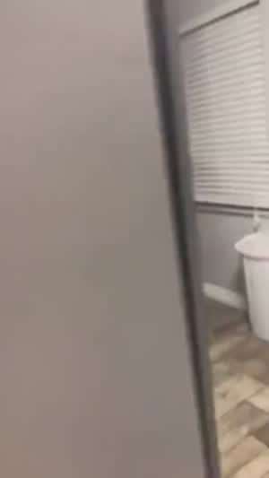 몰래 케이크 먹다 들킨 딸