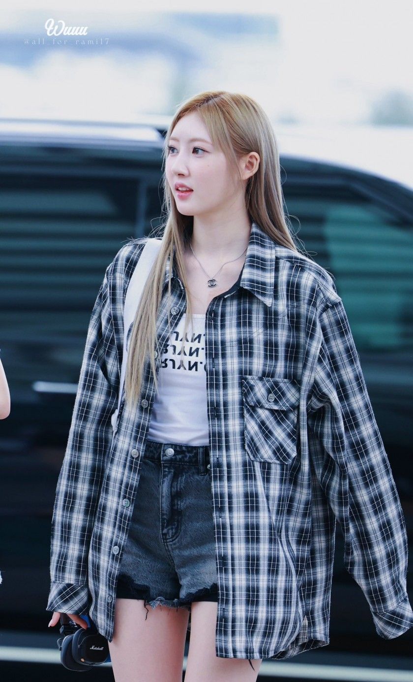 어제 대만 출국한 베이비몬스터 라미