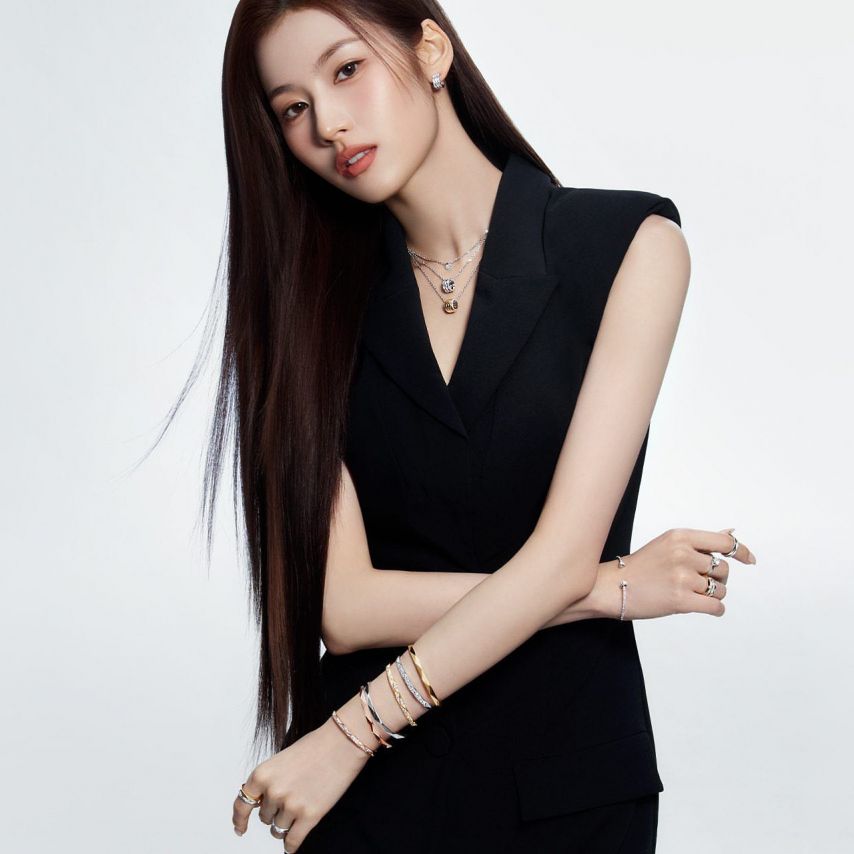 트와이스 사나 Graff