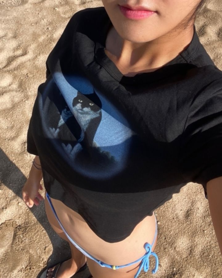 비키니의 계절이다 : 예전 포미닛 허가윤 & 걸데 민아