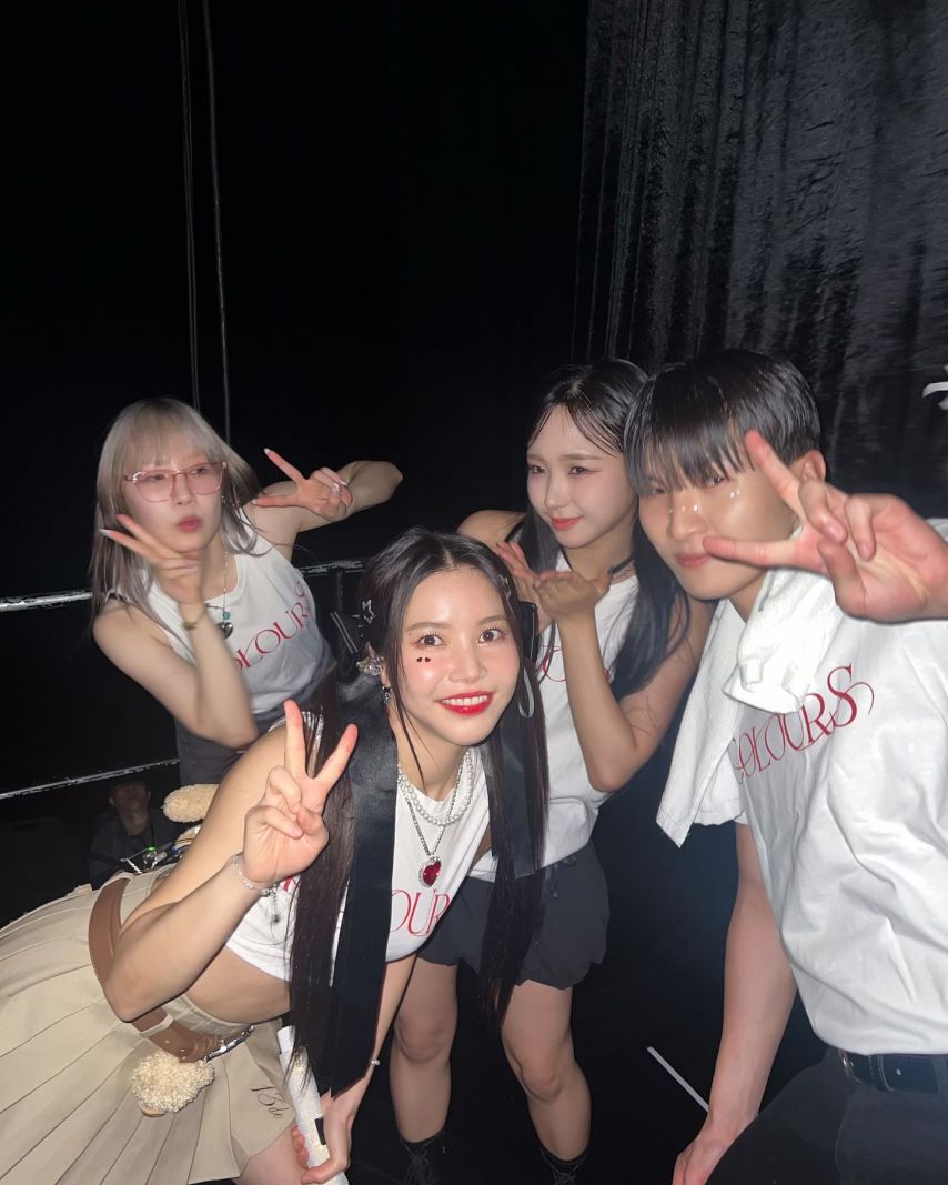 솔라 (마마무) SNS