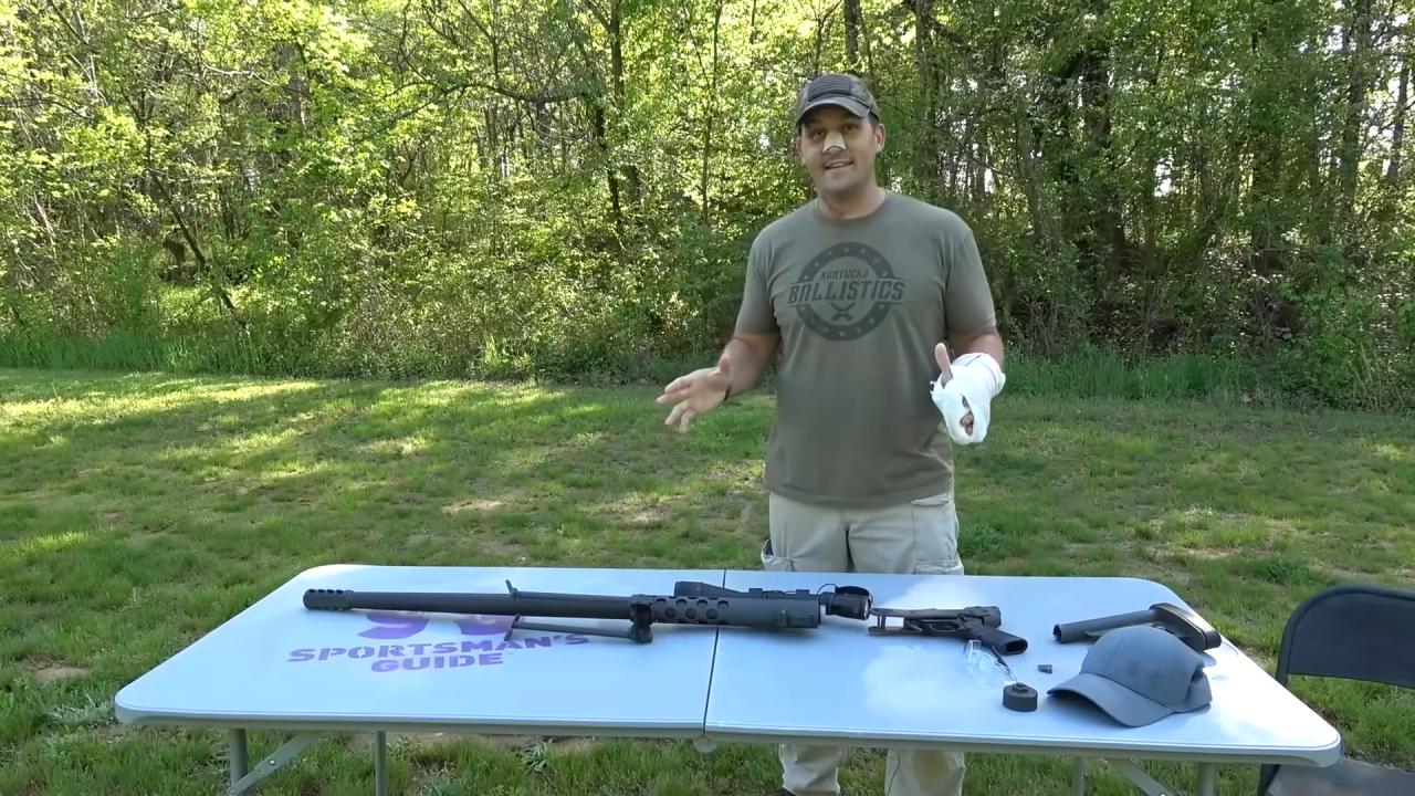 총기 리뷰하다 죽을뻔한 유튜버