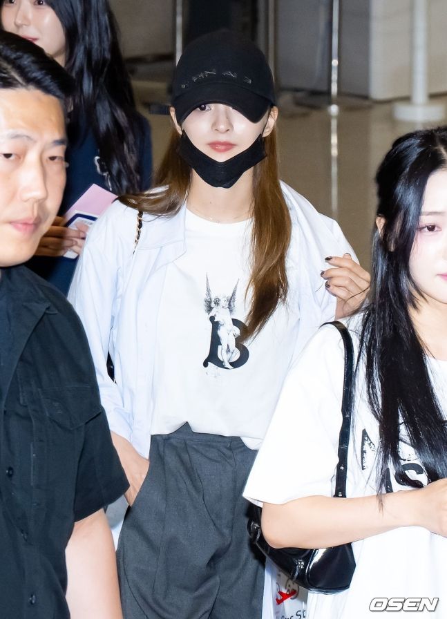 프로미스나인 이나경