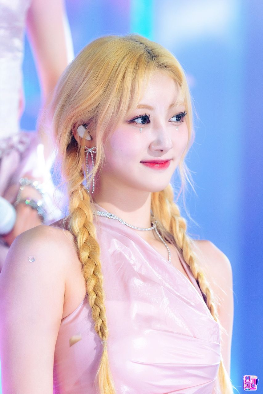 베이비몬스터 인기가요,엠카운트다운 현장포토