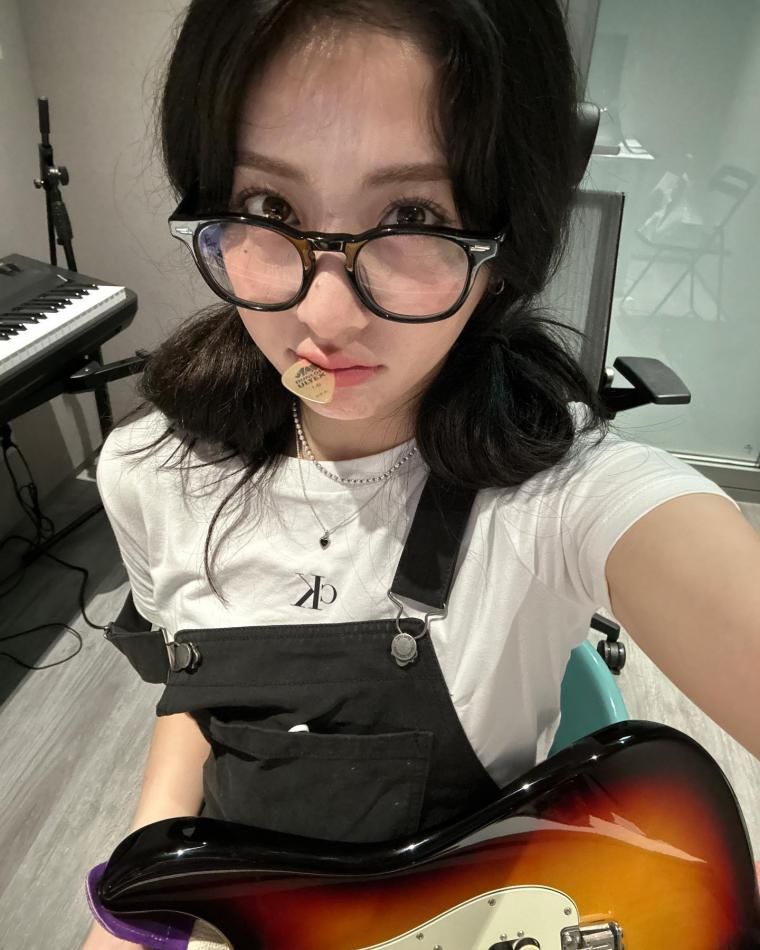 르세라핌 허윤진