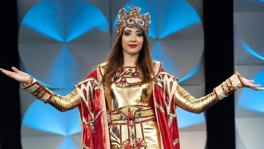 미스 이집트녀에 한국식 화장을 한 결과