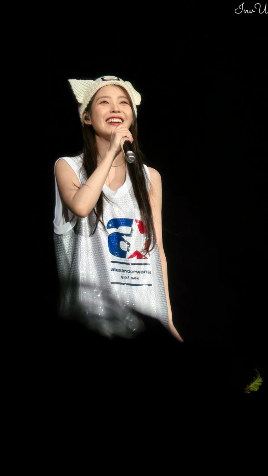 아이유 워싱턴 & 로즈먼트