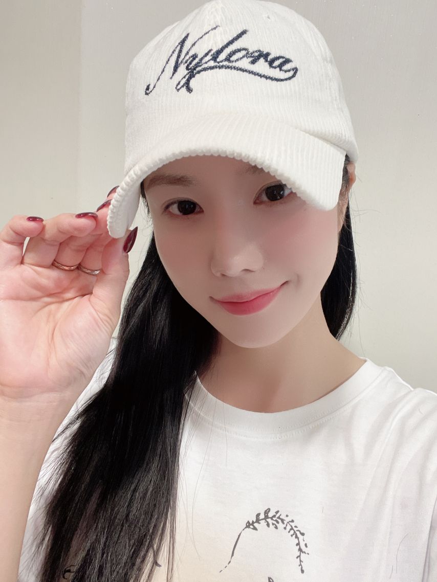 권은비 영스트리트 (에이핑크 김남주)