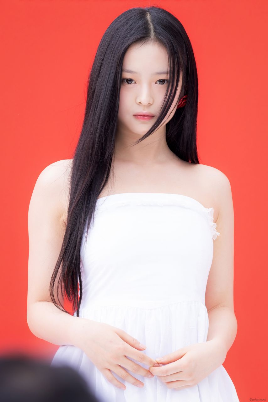 뉴진스 하니 현대백화점면세점 포토콜