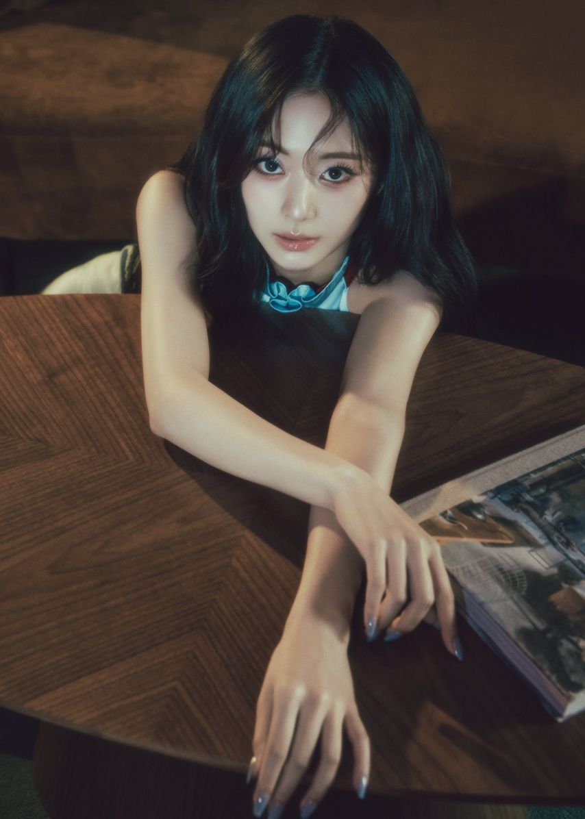 트와이스 쯔위 TZUYU THE 1st MINI ALBUM “abouTZU”  abouTZU Side A