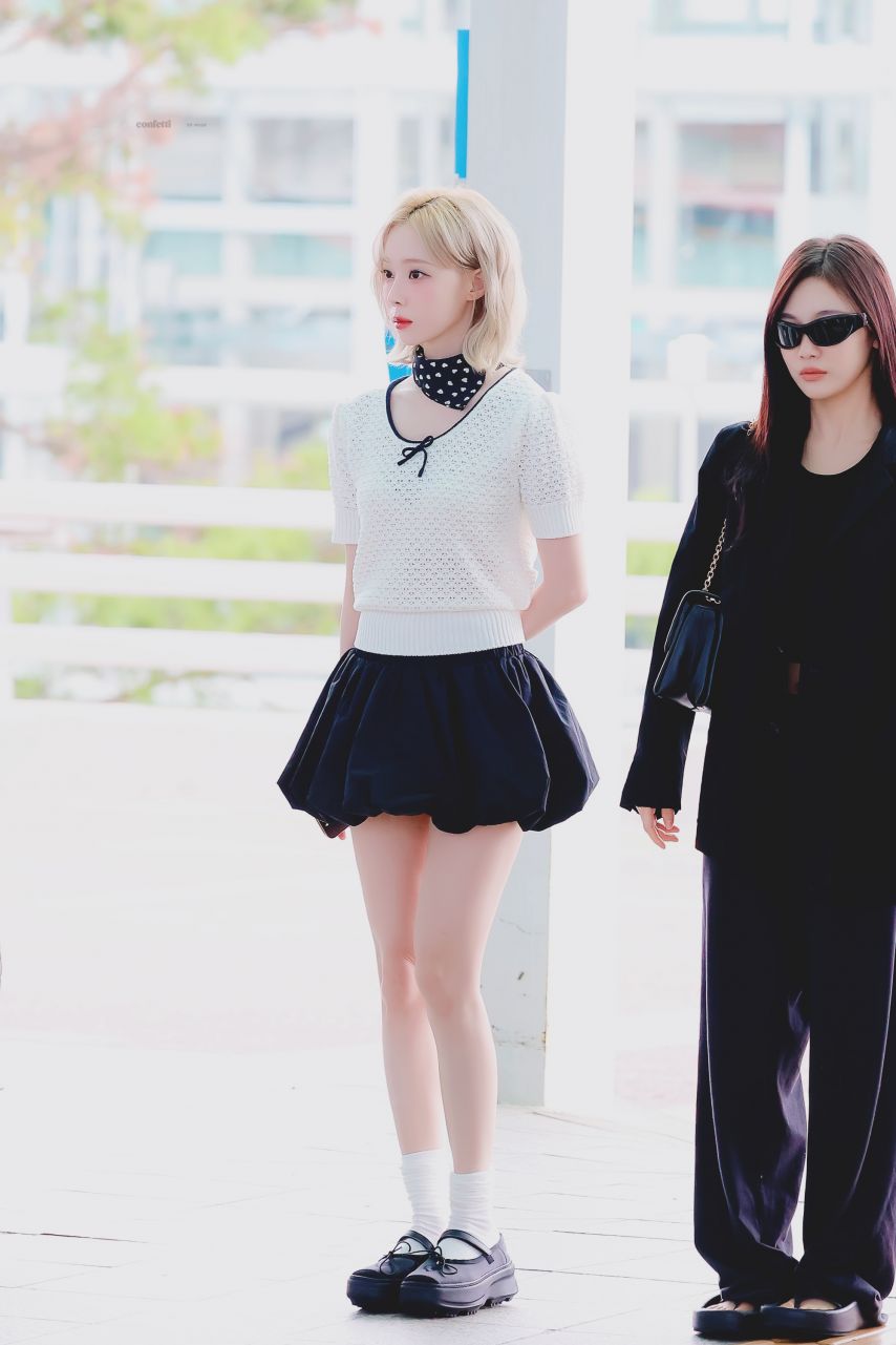 출국하는 에스파 윈터 너무 짧은 초미니